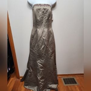 NWT Eden Maids Gown Size 8 Strapless Dress Bridesmaid‎ Prom Formal Stone B551